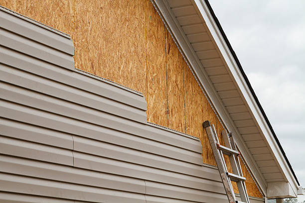 24/7 Emergency Storm Damage Siding Repair experts in Carson, VA